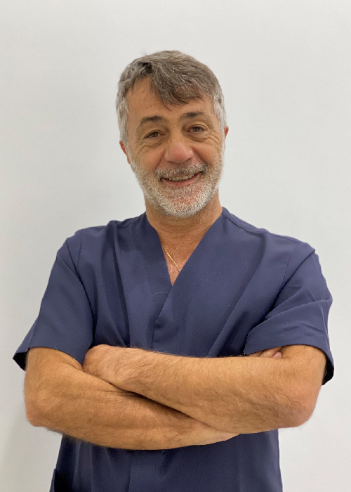Dott.-Giovanni-Di-Caccamo-Parodontologia-Implantologia-Chirurgia-Ortodonzia