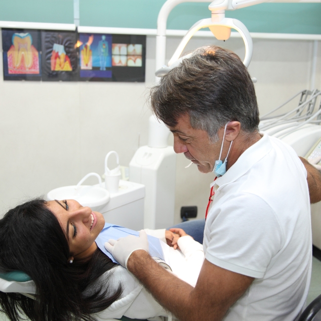 Dentista a Roma - Dentisti Di Caccamo - APGR